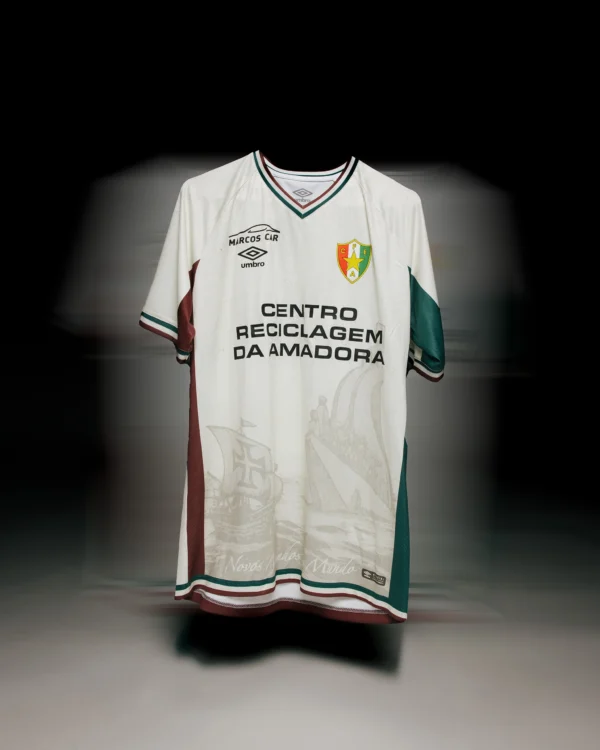 Terceiro Equipamento 25/26